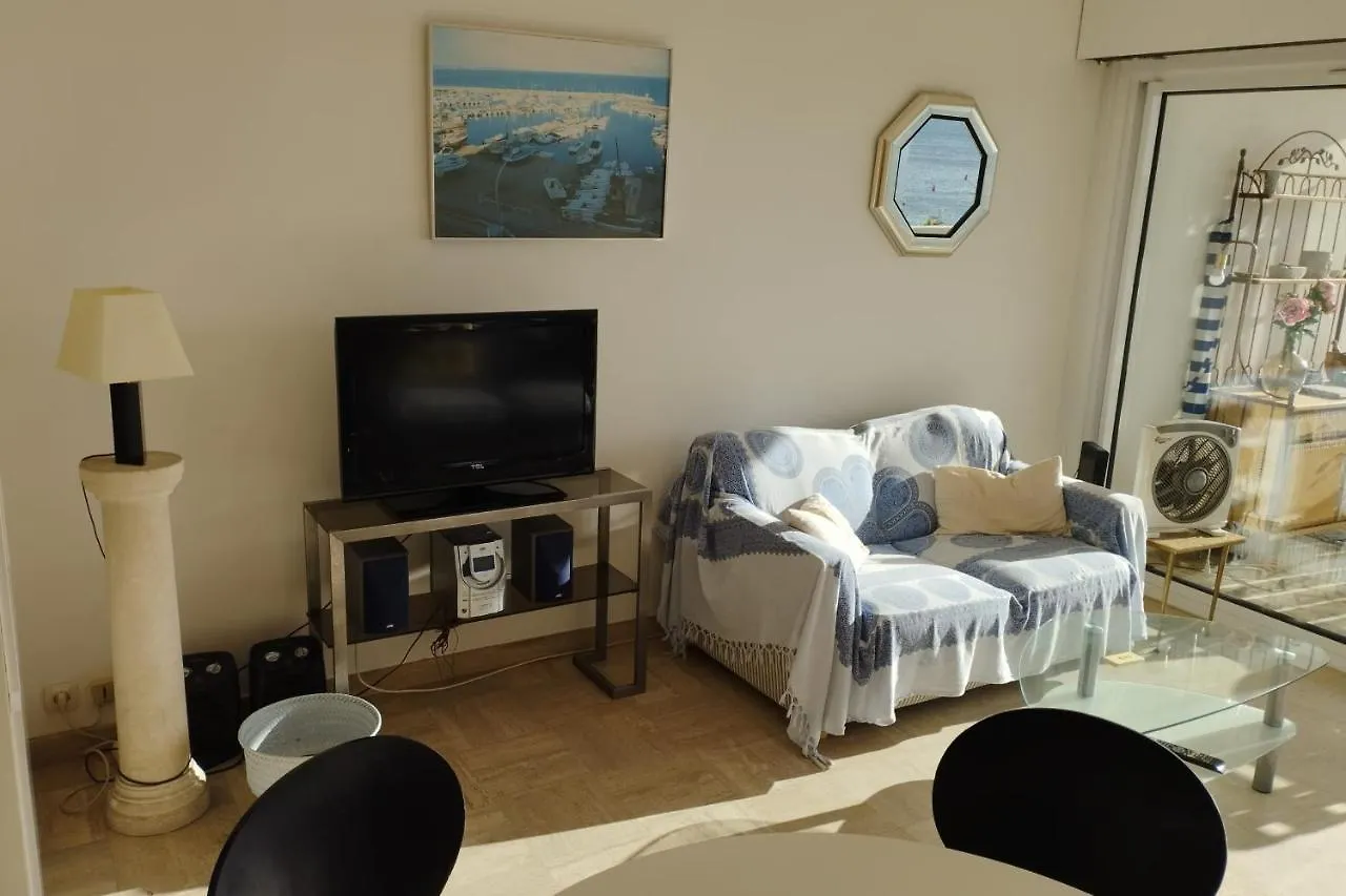 Beautiful 2 Bedrooms Apartment In A Private Residence With Sea View Cannes France