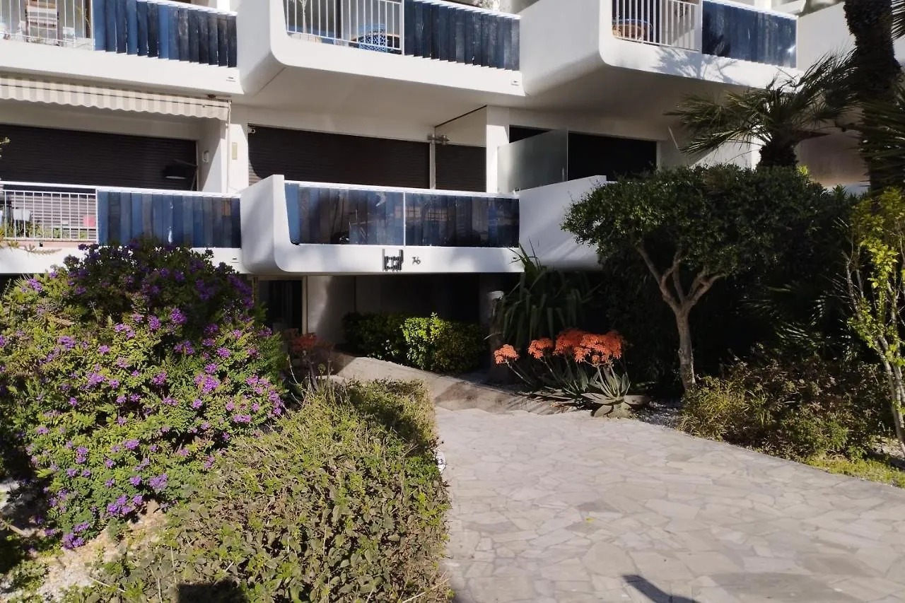 Beautiful 2 Bedrooms Apartment In A Private Residence With Sea View Cannes Holiday home