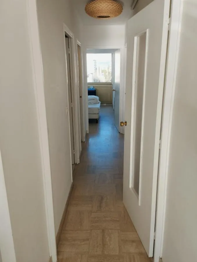 Beautiful 2 Bedrooms Apartment In A Private Residence With Sea View Cannes Holiday home